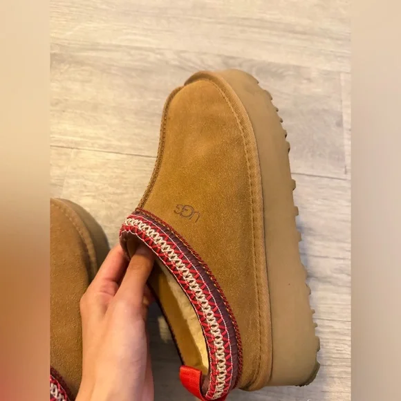 UGG Tasman in Brown and Red - Picture 4 of 9